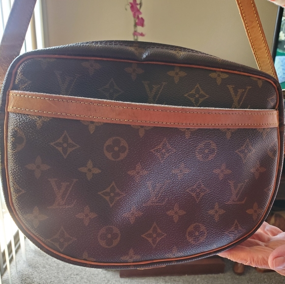 COPY - Louis Vuitton Jeunne Fille Monogram - Picture 4 of 8